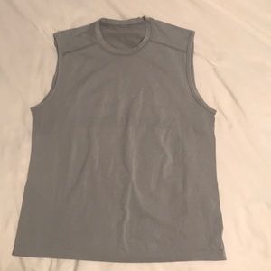 Lululemon sleeveless work out shirt